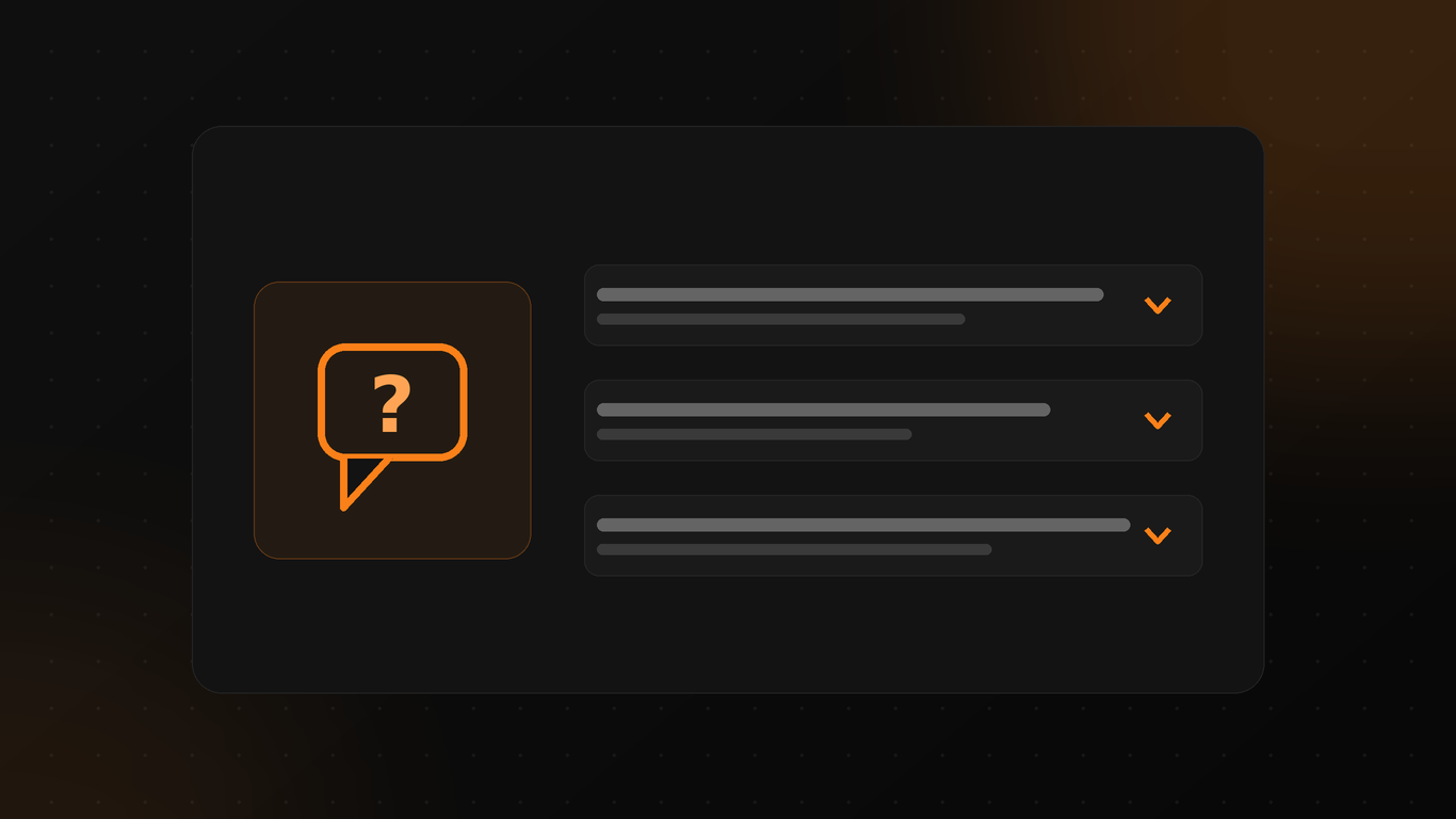Panel oscuro con un icono de chat naranja y una lista de preguntas frecuentes